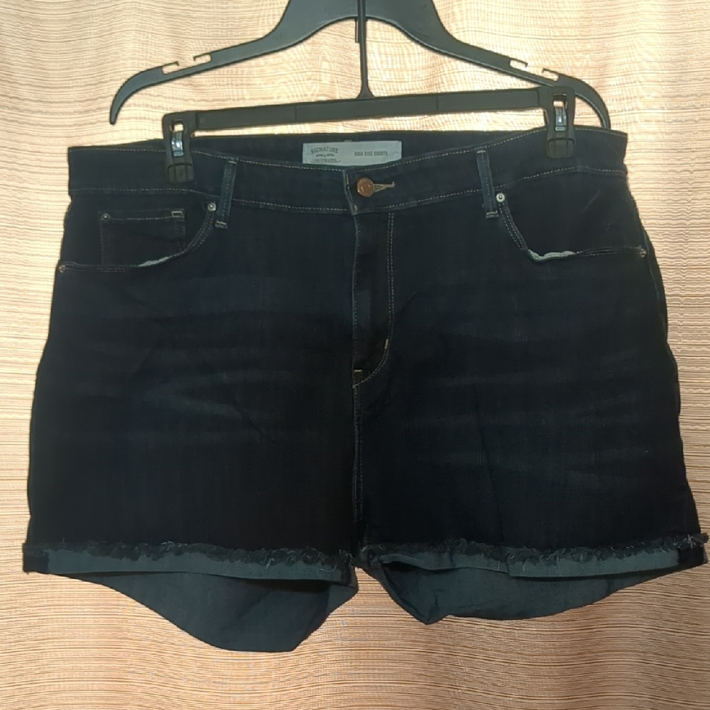 Signature by Levi Strauss Black Frayed Hem Denim Shorts